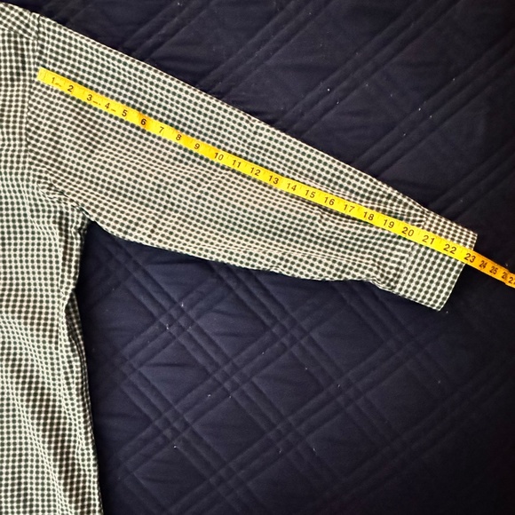 Brooks Brothers Dress Shirt Men's 16 1/2 x 33 Green with White Stripe - Picture 6 of 6